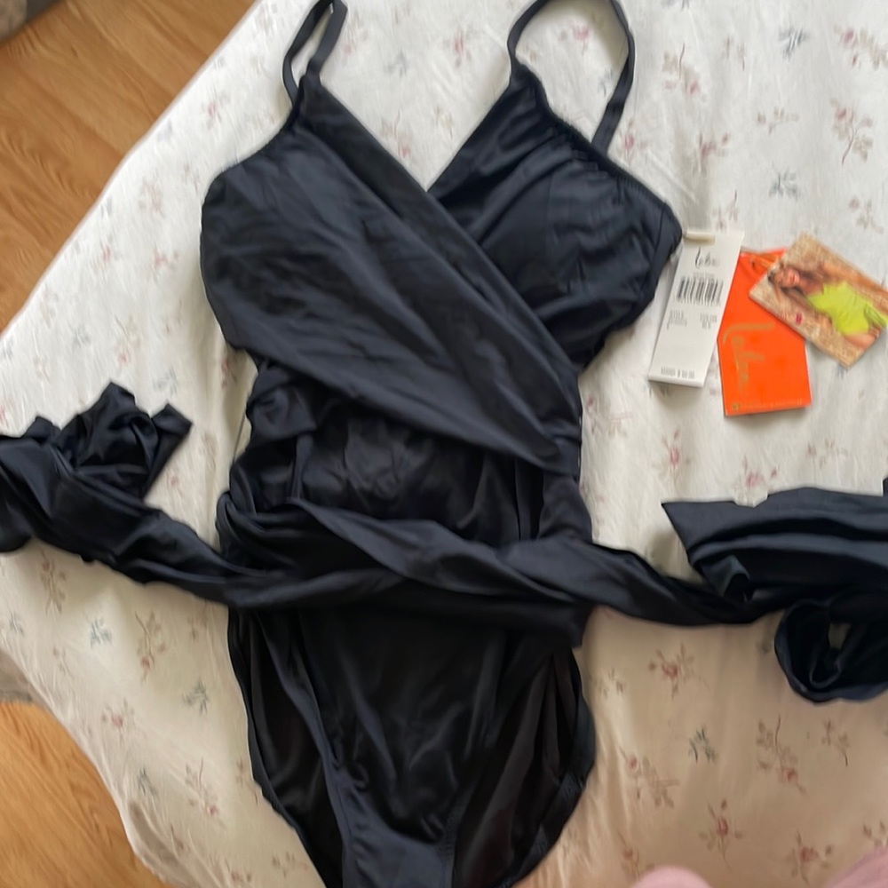 Bathing suit 🩱 black